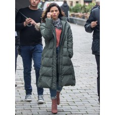 Berlin I love You Jenna Dewan Green Coat